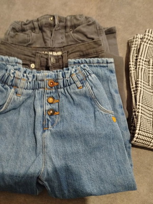 Zara jeans pack of 3 with Calzedonia pants gift for 3-4 years