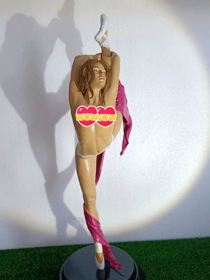Artistic ballet resin figure like new, hand painted collectible statue
