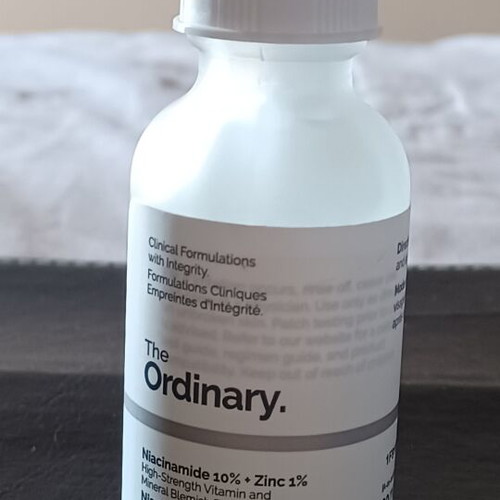 The Ordinary Niacinamide 10% + Zinc 1% serum like new