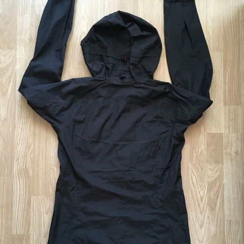 Haglöfs Gore-Tex women's hooded jacket size S used, black