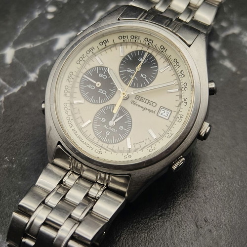 Seiko 7T32-7C60 "Panda" Alarm Chronograph watch, vintage 1996