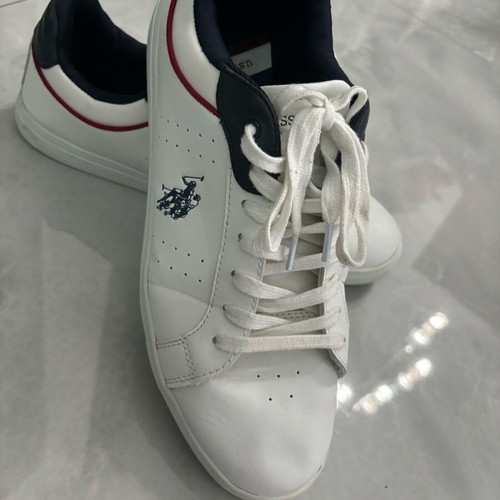 Casual Polo Club shoes like new, white, size 45