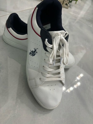 Casual Polo Club shoes like new, white, size 45