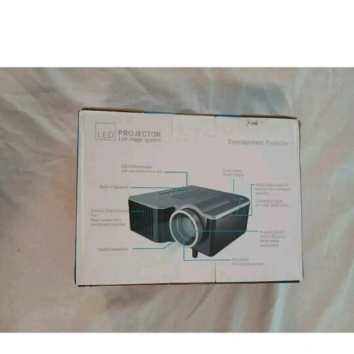 Portable mini projector like new