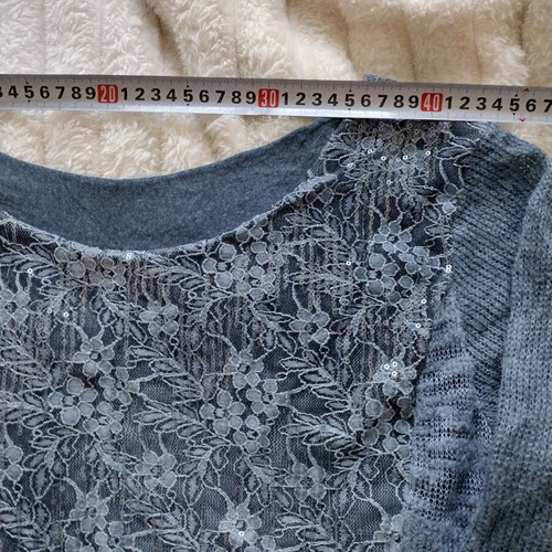 Italian blouse with lace and sequins like new