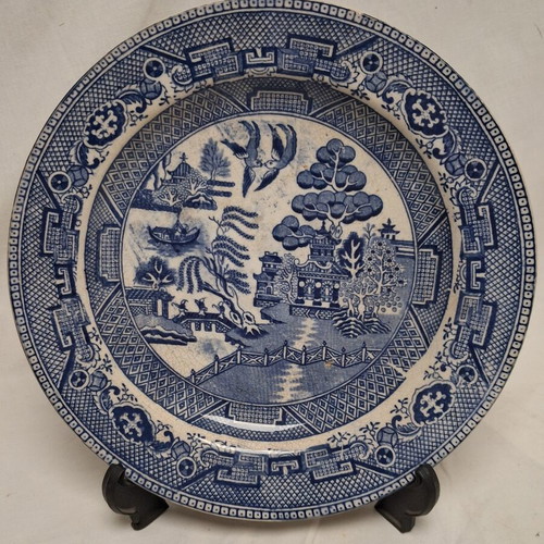 Elia Canon & Co. Smyrna Blue Willow Pattern plate, 19th century British manufacture