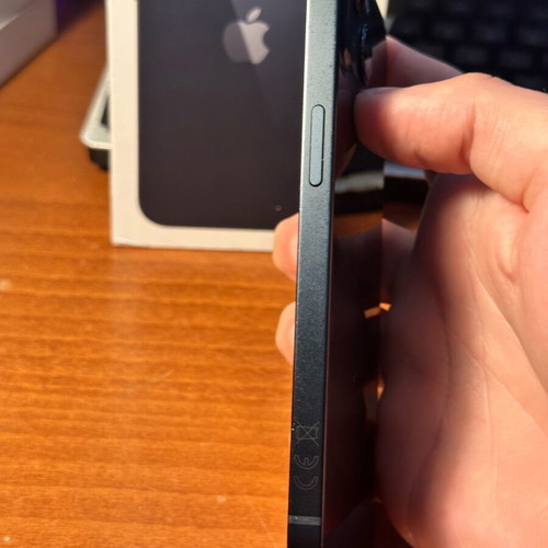 iPhone 13 256GB σαν καινούργιο, 100% υγεία μπαταρίας, μαύρο