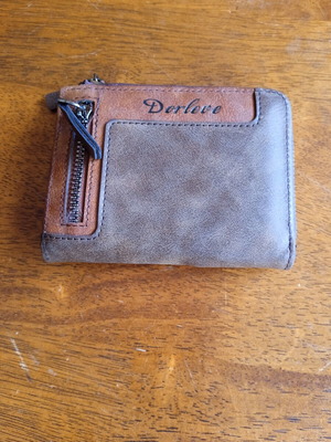 Leather men's wallet Dorleve new, brown with zipper