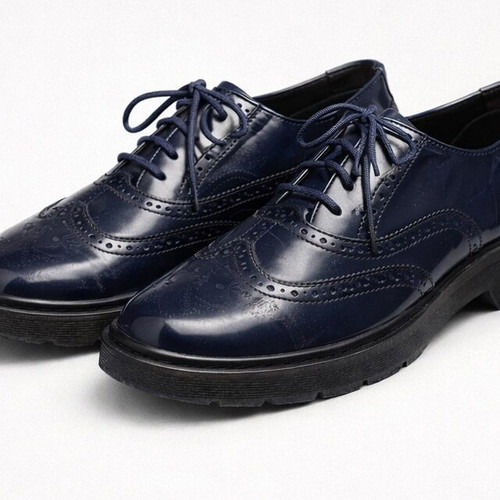 Shoes used, very dark blue, size 38