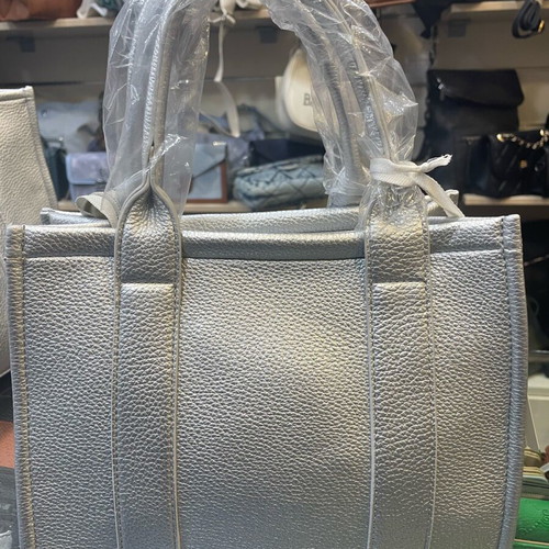 Silver large bag new with prints and detachable strap