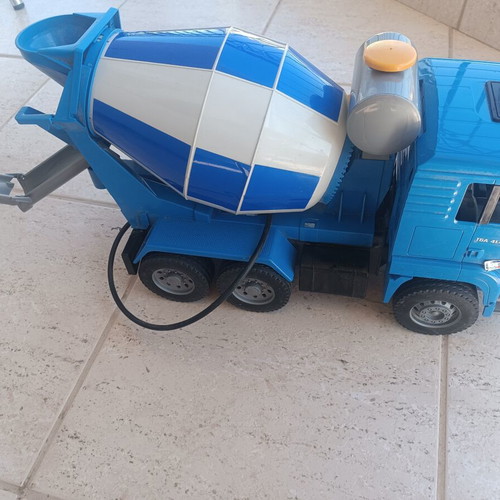 Bruder MAN TGA 41.440 Concrete Mixer like new