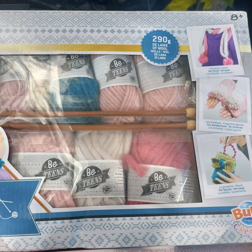 Be Teens Mega Braceletes and Tricot Knitting set new