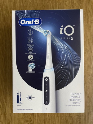 Oral-B iO Series 5 ηλεκτρική οδοντόβουρτσα καινούργια με χρονομετρητή και αισθητήρα πίεσης
