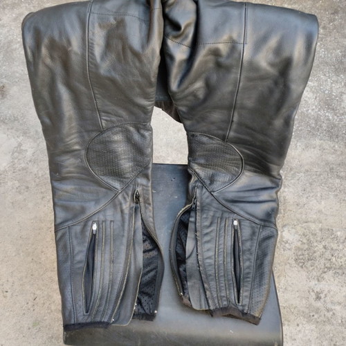 Bering leather used jacket and pants with protection medium size