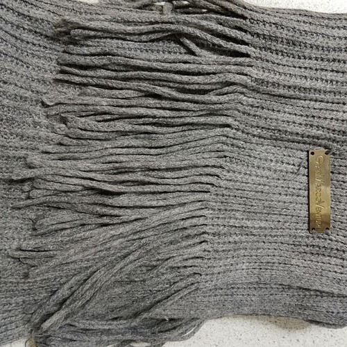 Scarves gloves and beanie used, LC Waikiki one size
