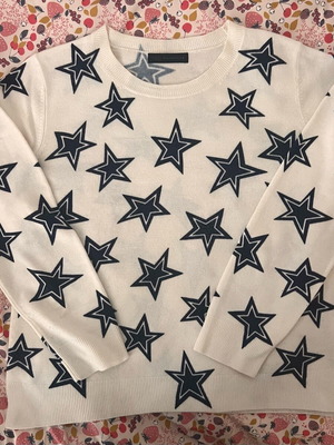Women’s M&S pullover with stars size 44 used