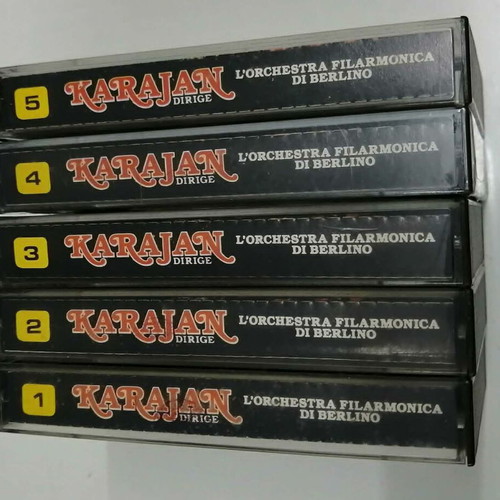 Karajan Dirige L'orchestra Filarmonica di Berlino cassette set like new, classical