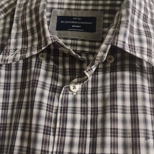 Oxford shirt like new, size M, black and brown