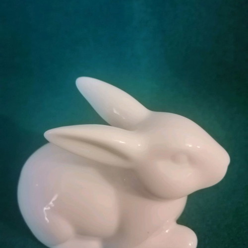 Porcelain bunnies like new, set of 3 from VMF
