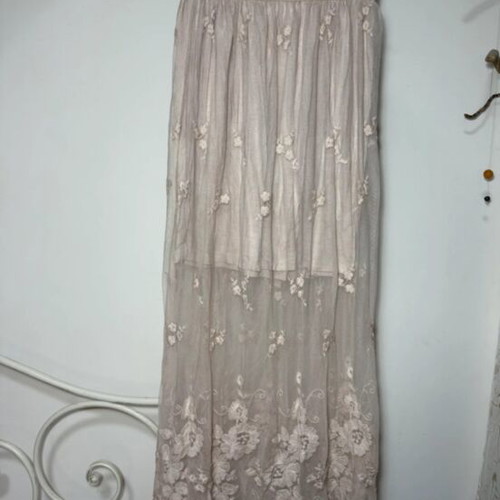 BSB maxi romantic skirt used with lace, size S, beige