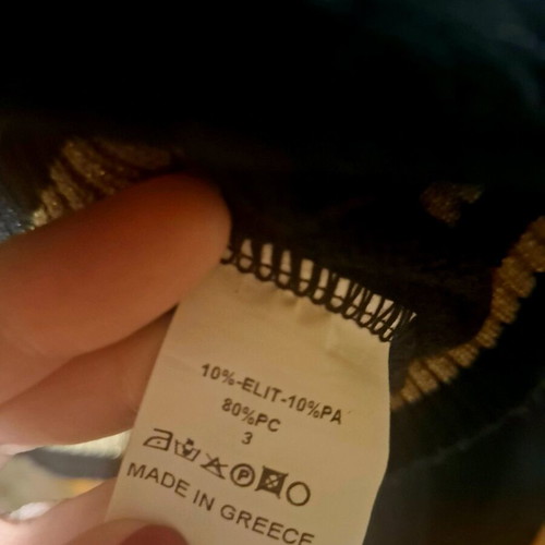 Figaro black knit set with gold details like new
