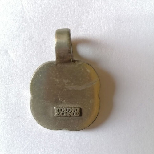 Metal pendant with squared Celtic design new