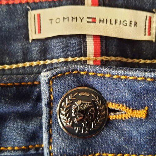 Tommy Hilfiger cigarette jeans blue size W28 like new