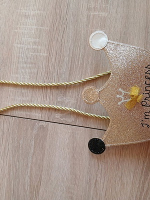 Girls bag like new, gold color