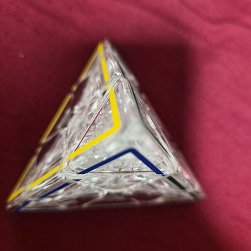 Mefferts Pyraminx Crystal like new