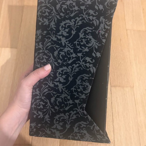 Embossed case for CD/DVD like new, 48 slots