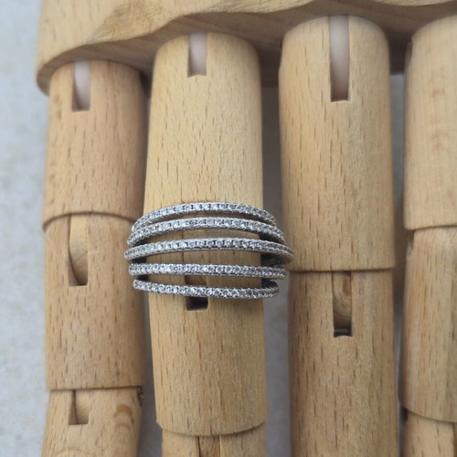 Folli Follie silver ring with zircon, like new, size 18mm
