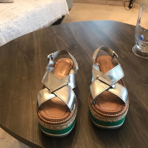 Prada sandals used, size 37, gray