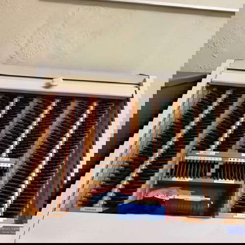 Οφθαλμολογικός εξοπλισμός μεταχειρισμένος με δοκιμαστικά γυαλιά και Haag Streit