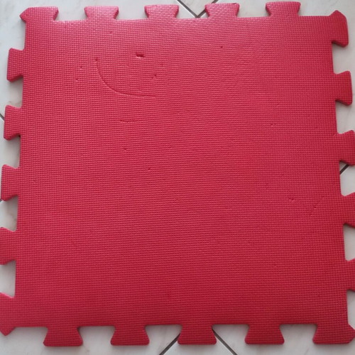 ELC play mats used, set of 7, red and orange