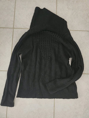 Woolen women's sweater used, black, size M