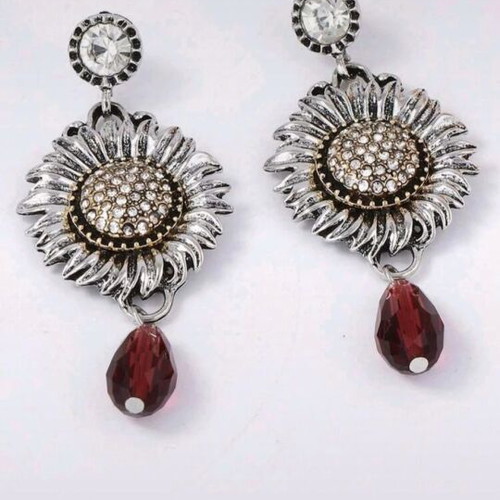 Zara earrings new, silver and red