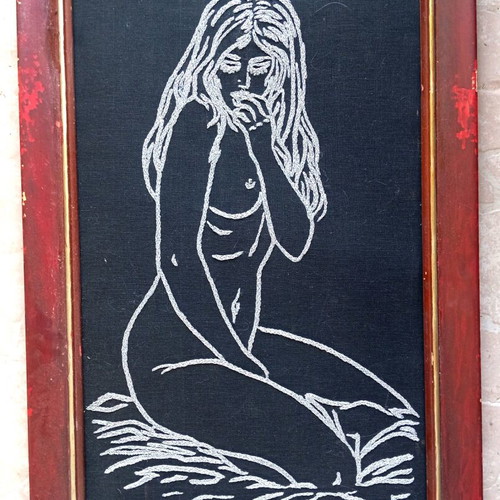 Handmade embroidered frame with silver thread woman