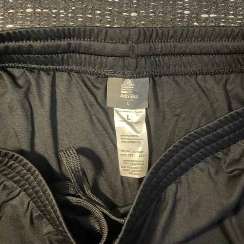 Admiral Training Shorts like new, size large, black