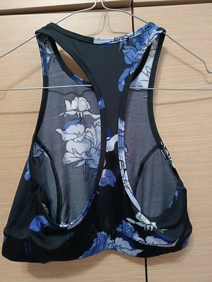 Pink Woman sports bra like new, multicolor size M