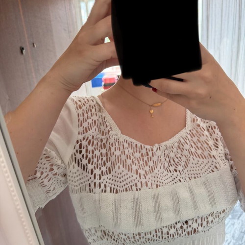 Billabong white crochet crop top used with boho details