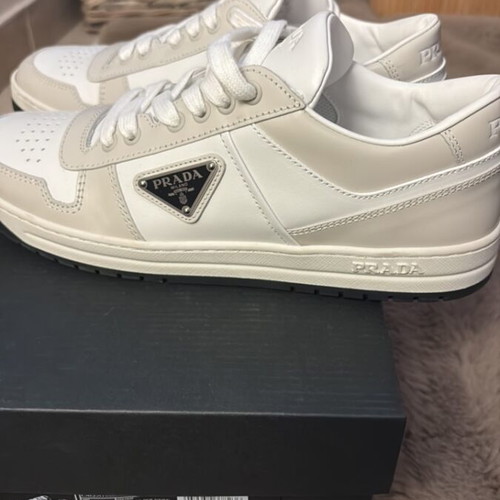 Prada sneakers like new, size 39.5, white and beige