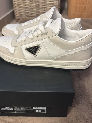 Prada sneakers like new, size 39.5, white and beige