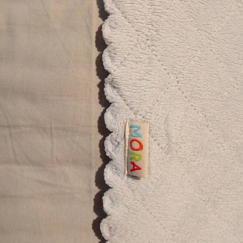 Baby blanket double-sided lamb design by Mora