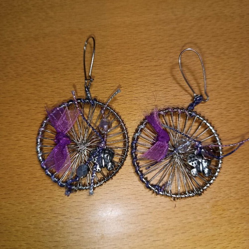 Handmade earrings like new, purple and silver, do not tarnish