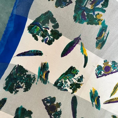 Lara per Manlio Bonetti scarf used with birds and feathers, Italian