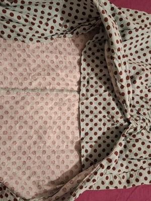 Zara skirt like new, soft pistachio with brown polka dots, size S