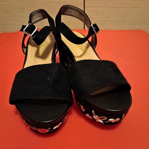 S.Oliver platform No37 new black with embroidery