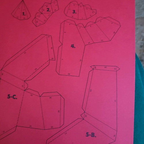 Birds craft set new, hard cardboard with instructions
