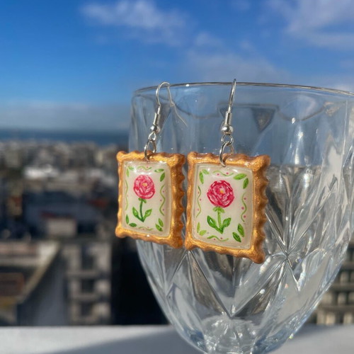 Vintage rose earrings handmade from scratch, like new