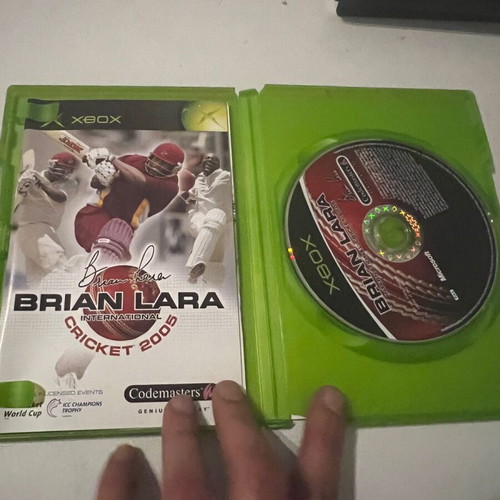 Brian Lara Cricket 2005 Xbox used with discoloration on cover